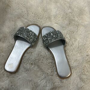 Summer slides
FREE with any purchase!